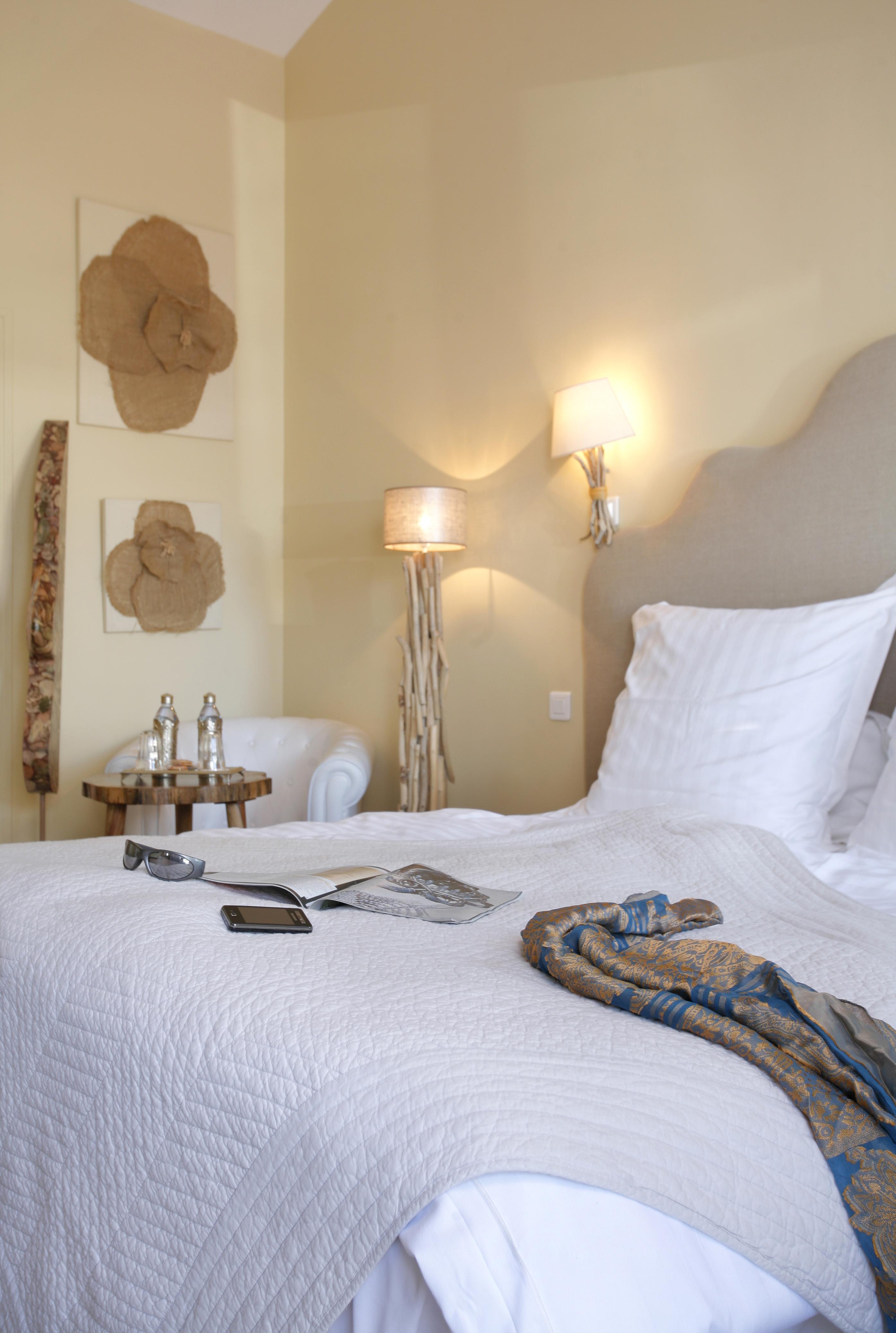 The Originals Hotel Le Cise Restaurant Chambres Et Suites Олт Екстериор снимка