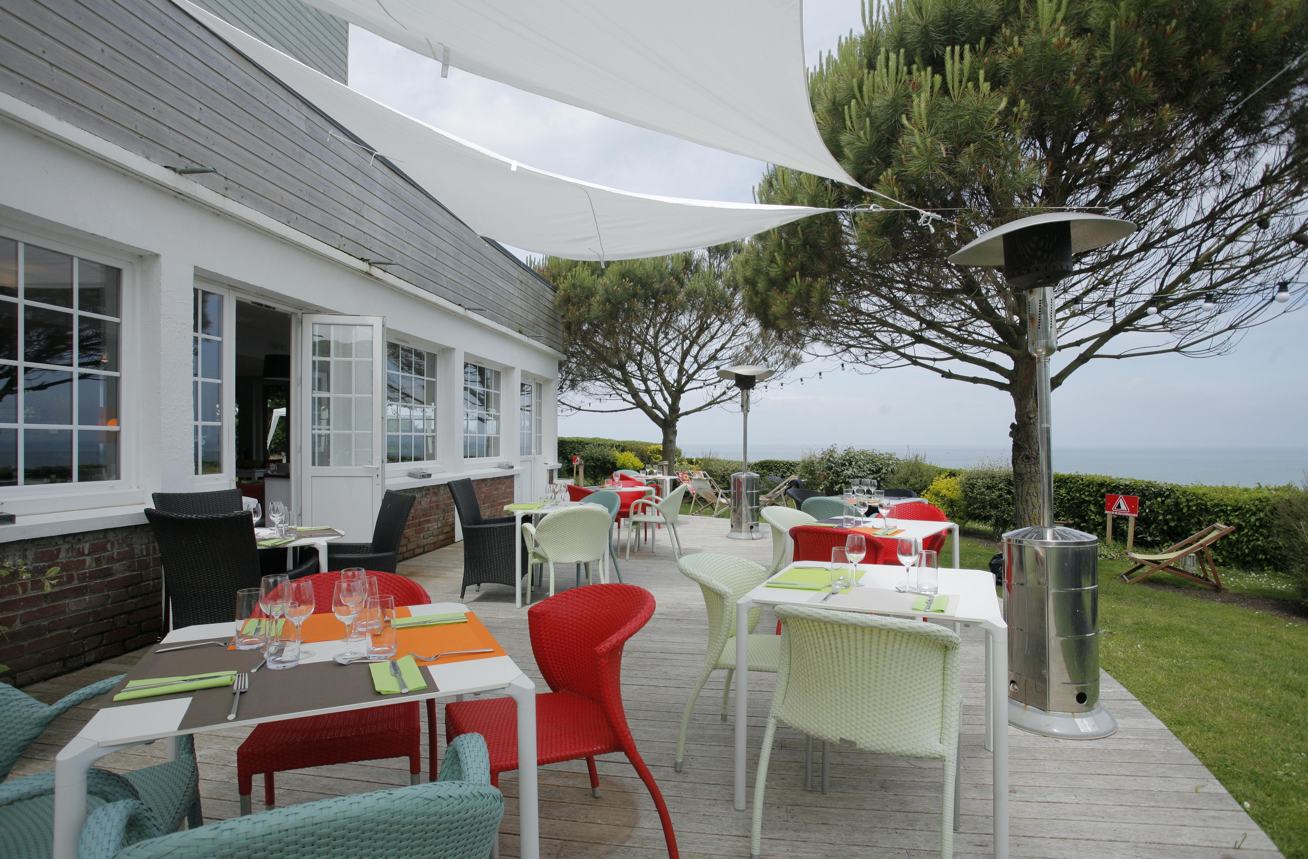 The Originals Hotel Le Cise Restaurant Chambres Et Suites Олт Екстериор снимка