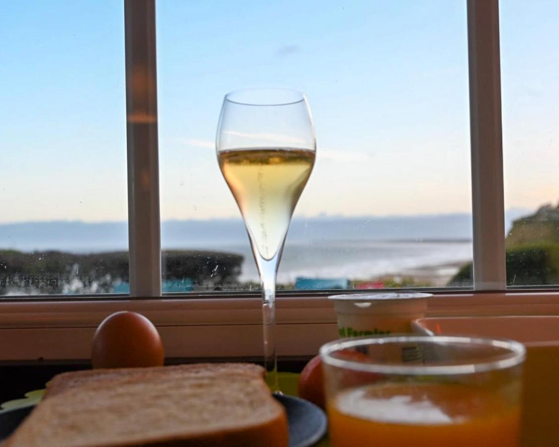 The Originals Hotel Le Cise Restaurant Chambres Et Suites Олт Екстериор снимка