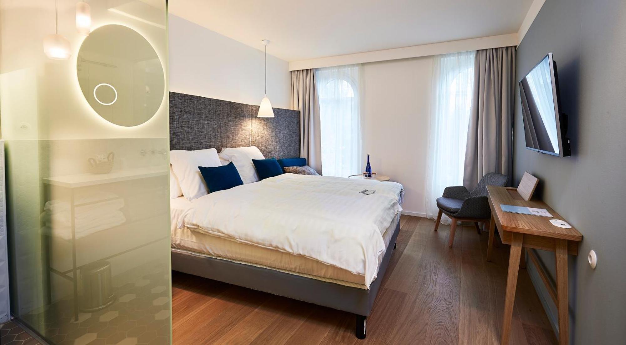 The Originals Hotel Le Cise Restaurant Chambres Et Suites Олт Екстериор снимка
